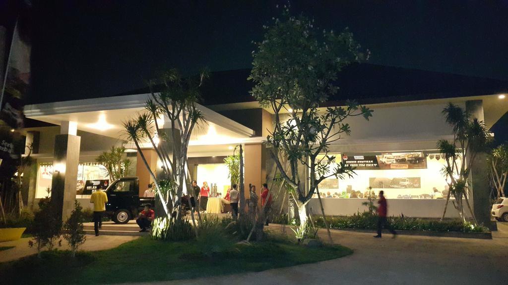 Kampoeng Nelayan Hotel 帕卢 外观 照片