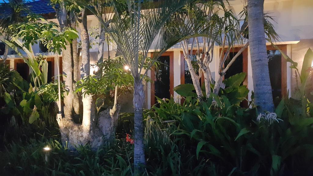 Kampoeng Nelayan Hotel 帕卢 外观 照片
