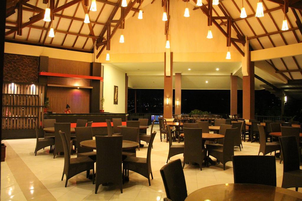 Kampoeng Nelayan Hotel 帕卢 外观 照片
