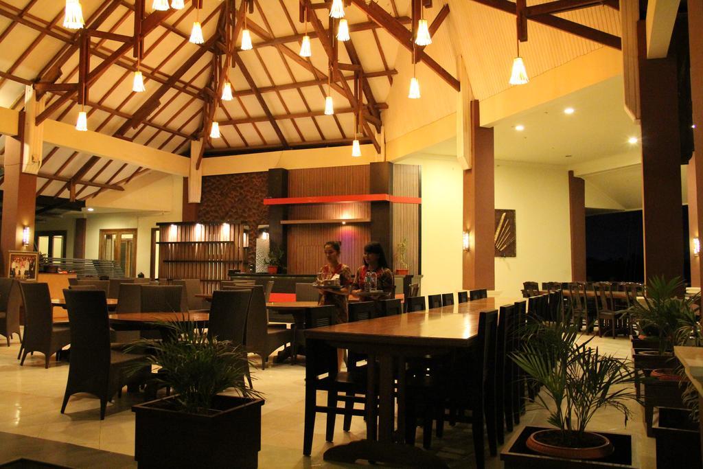 Kampoeng Nelayan Hotel 帕卢 外观 照片